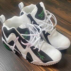 Reebok sneakers size 8.5 men’s